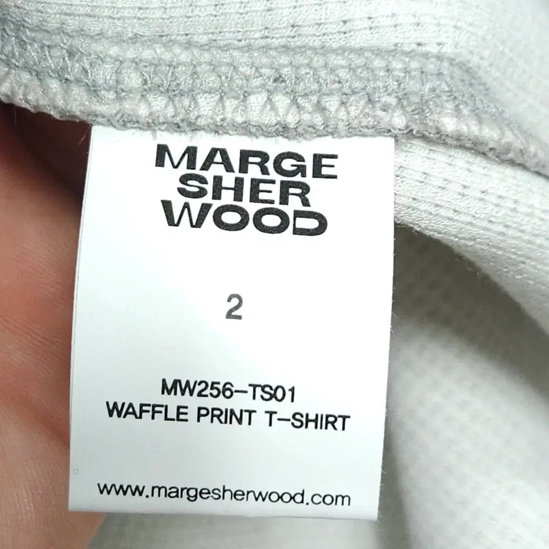 마지셔우드 MARGESHERWOOD 와플 프린트 티셔츠 (새상품) 상품이미지7
