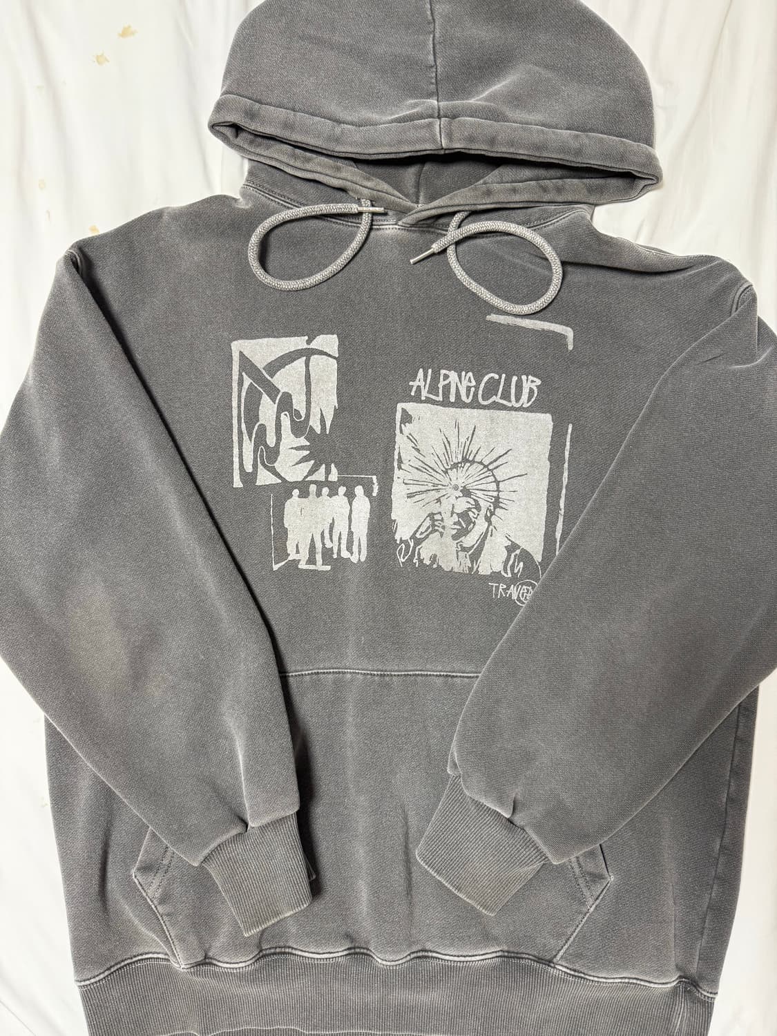 트래블 후드티 상품이미지1