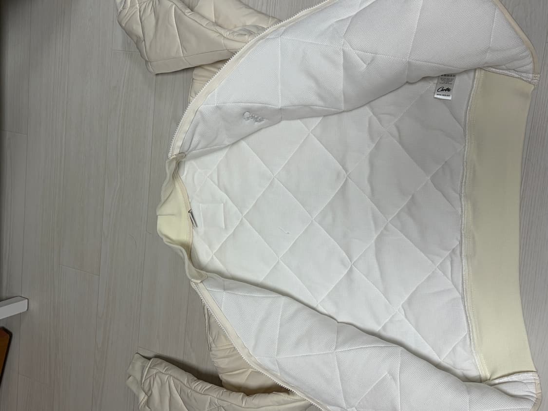 코르테이즈 HMP 퀄티드 라이너 자켓 크림색상 S 새상품 상품이미지6