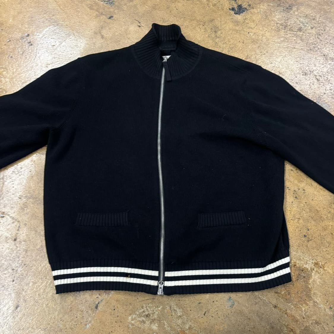 마뗑킴 블랙 니트 집업  상품이미지3