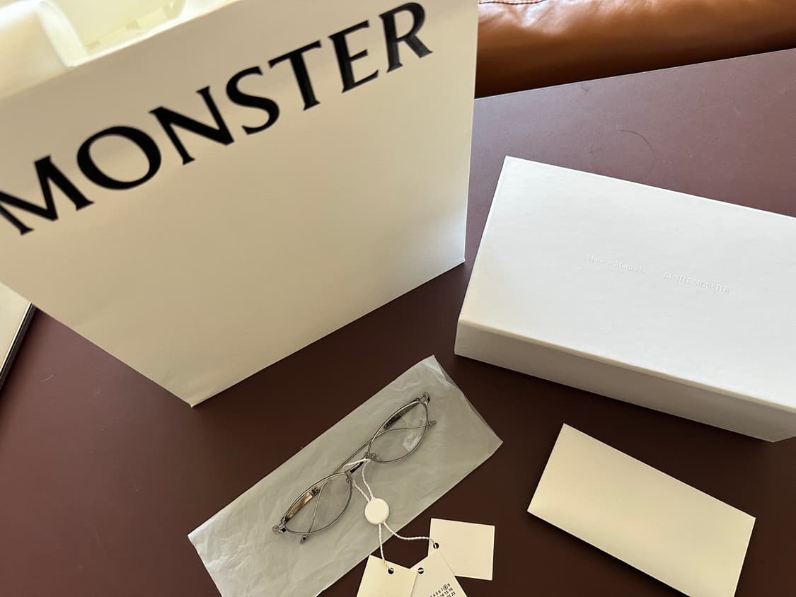 젠틀몬스터 x 메종 마르지엘라 안경 MM216-02 실버 클리어  상품이미지4