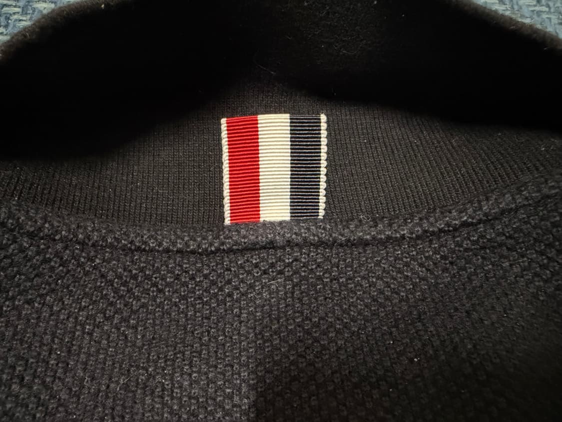 톰브라운 히든삼선 니트 카라 반팔 PK 티셔츠 블랙 1사이즈 (미세하자) 상품이미지8