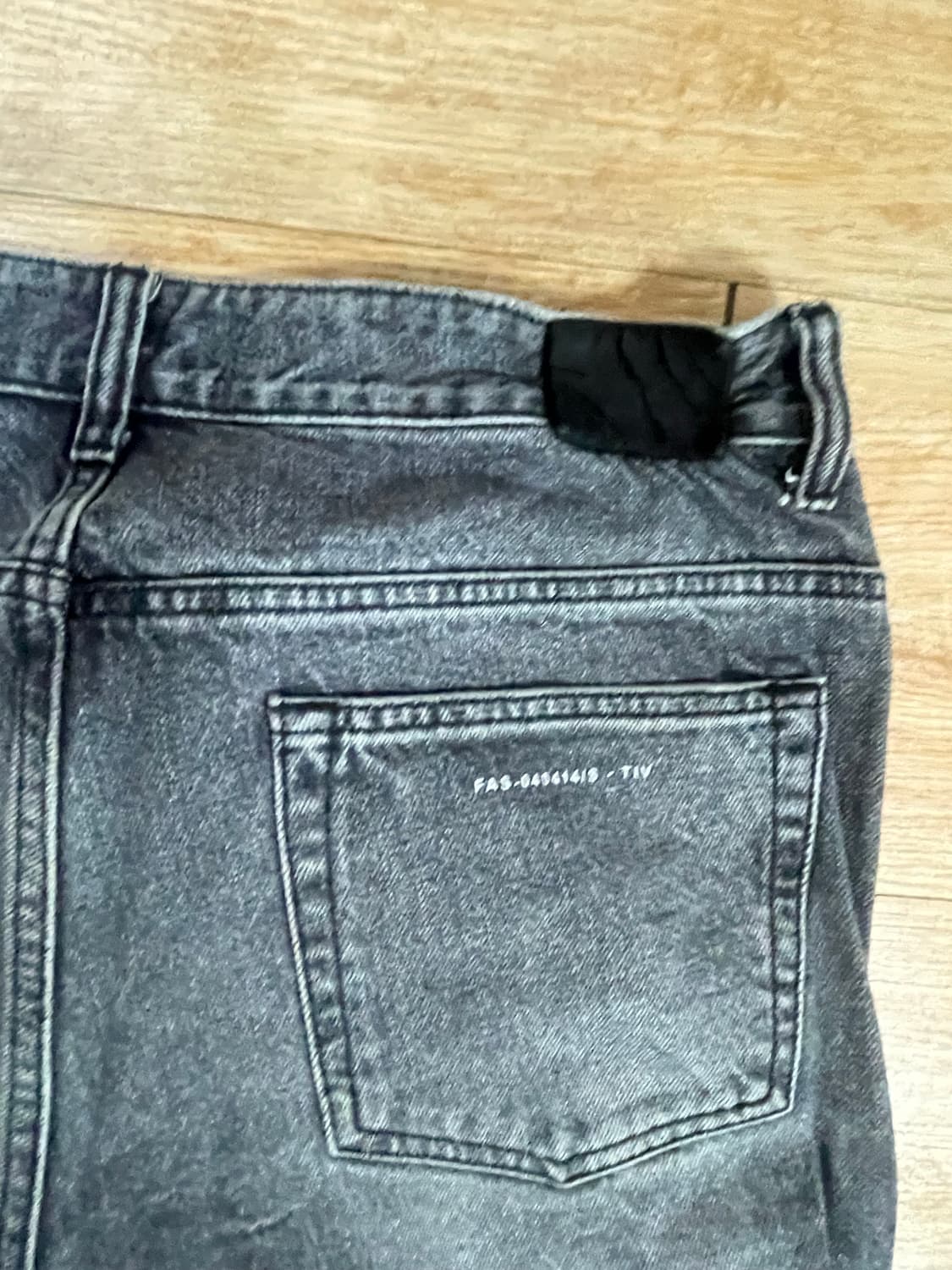 페이탈리즘 블랙 크루드 세미 플레어핏 48 상품이미지5