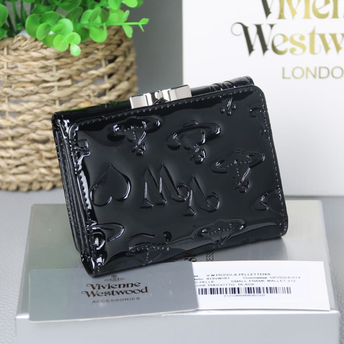비비안웨스트우드 아카이브 은장 orb 유광 블랙레더 하프월렛 반지갑 상품이미지2