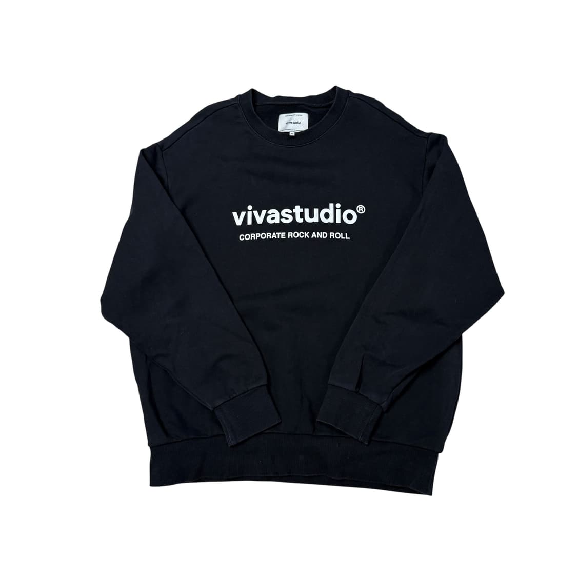 비바스튜디오 맨투맨 상품이미지1