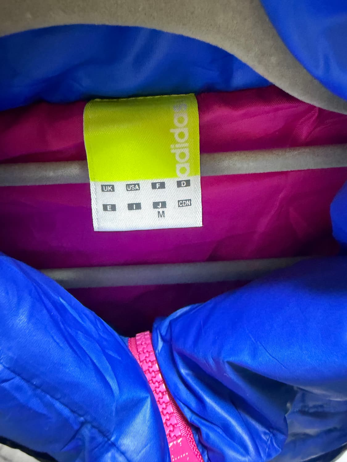 아디다스 블루 경량패딩 상품이미지3