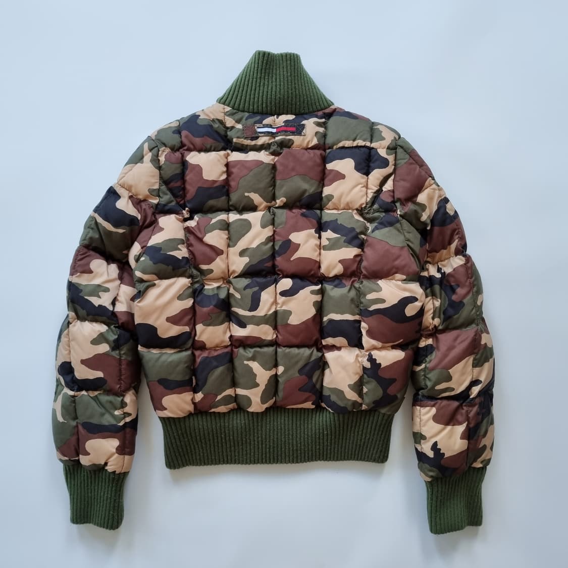 타미힐피거 크롭 카모패딩  상품이미지2