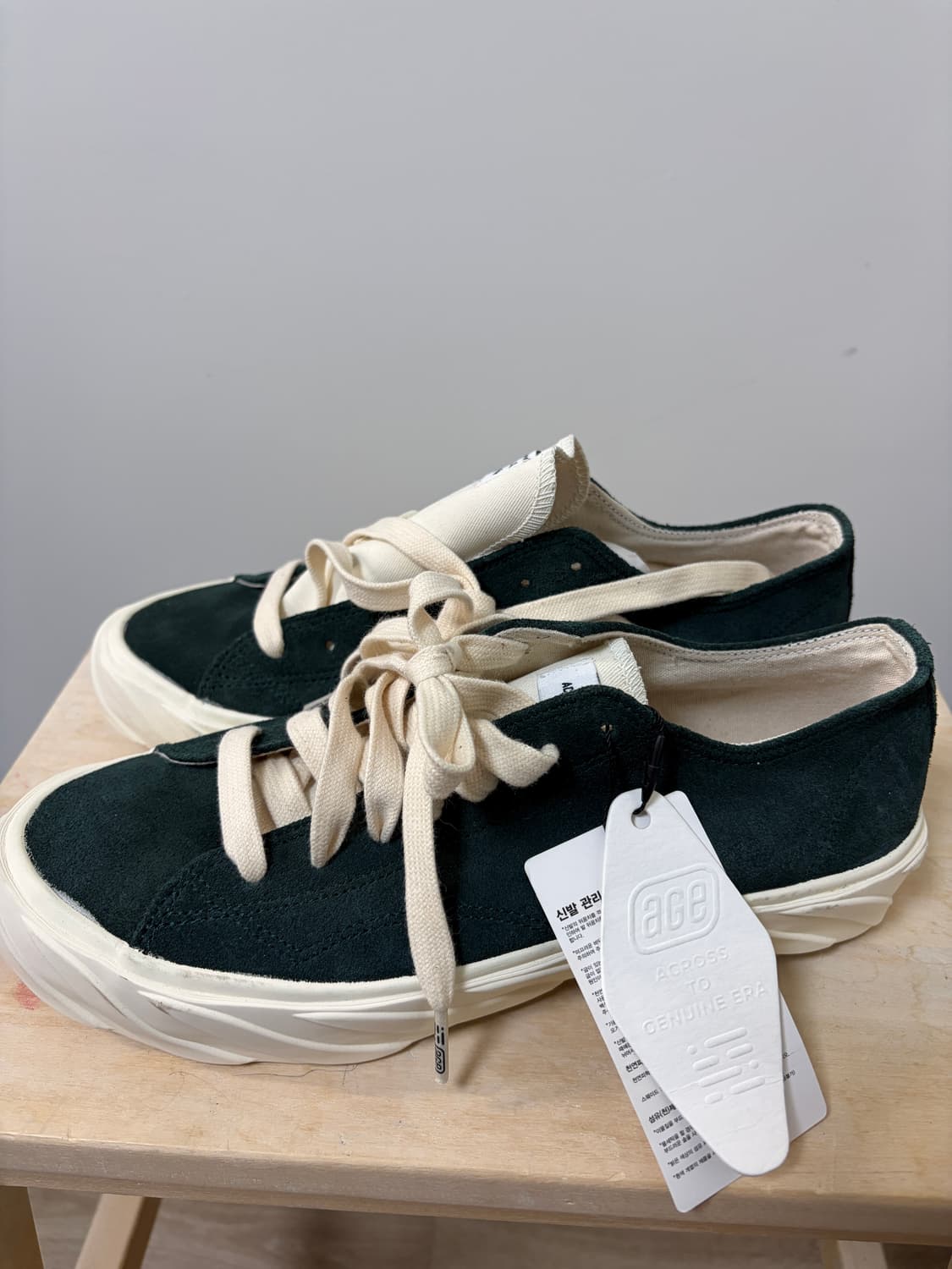 에이지 스니커즈 260 상품이미지1