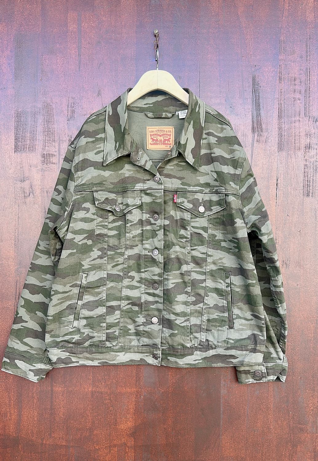 Levi's Camo Trucker Jacket 상품이미지1