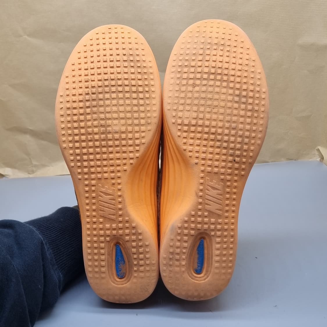 나이키 솔라소프트 라체 남성슬립온 280 상품이미지3