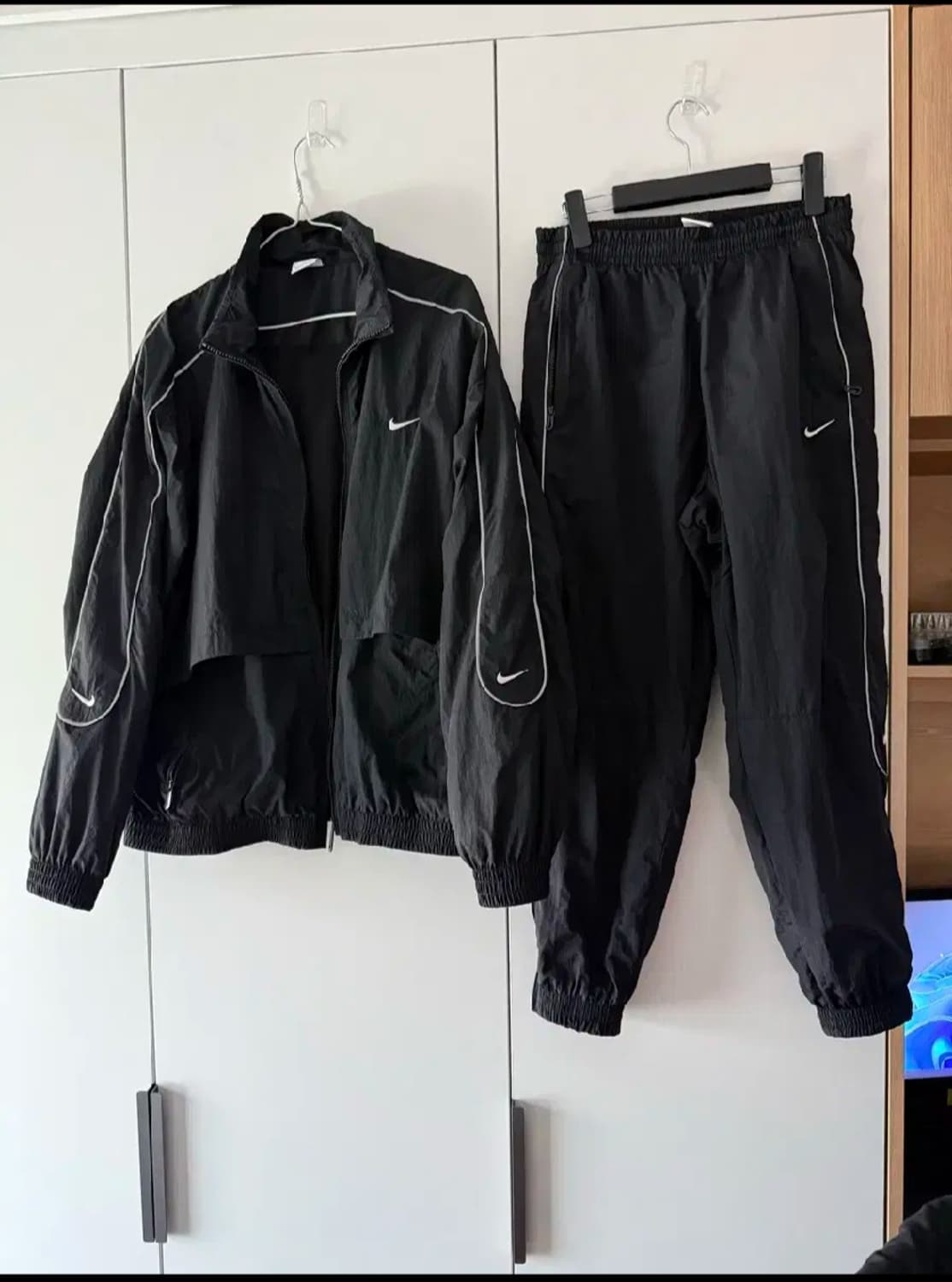 나이키 nrg 솔로스우시 트랙자켓, 팬츠 세트 상품이미지1