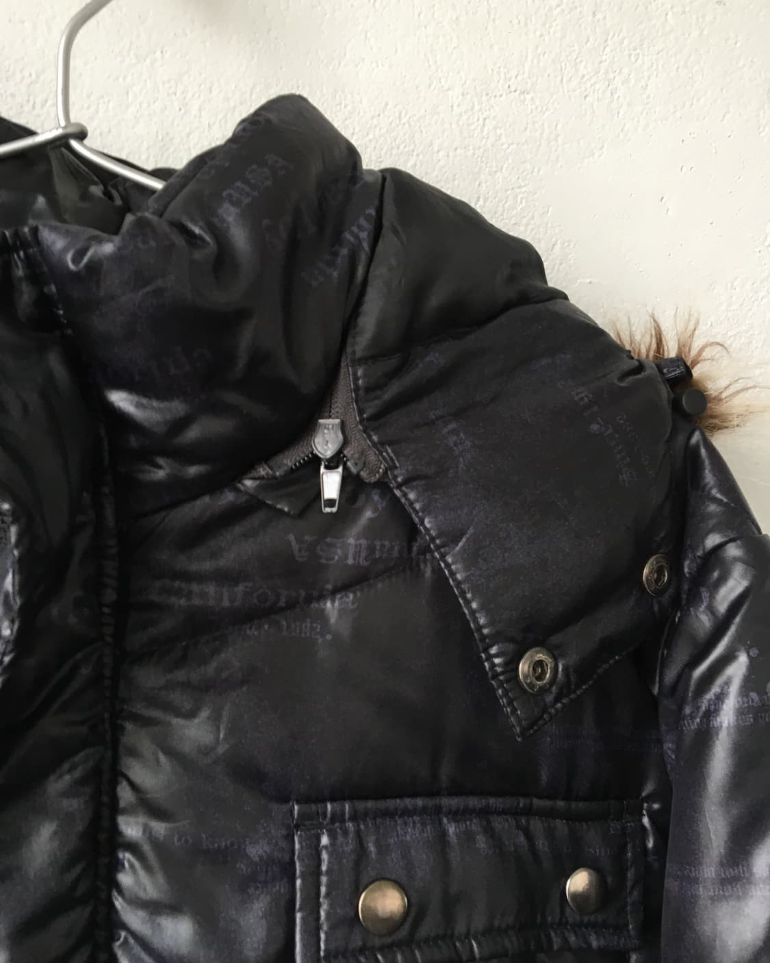 Fake fur hood lettering printing jumper 상품이미지4