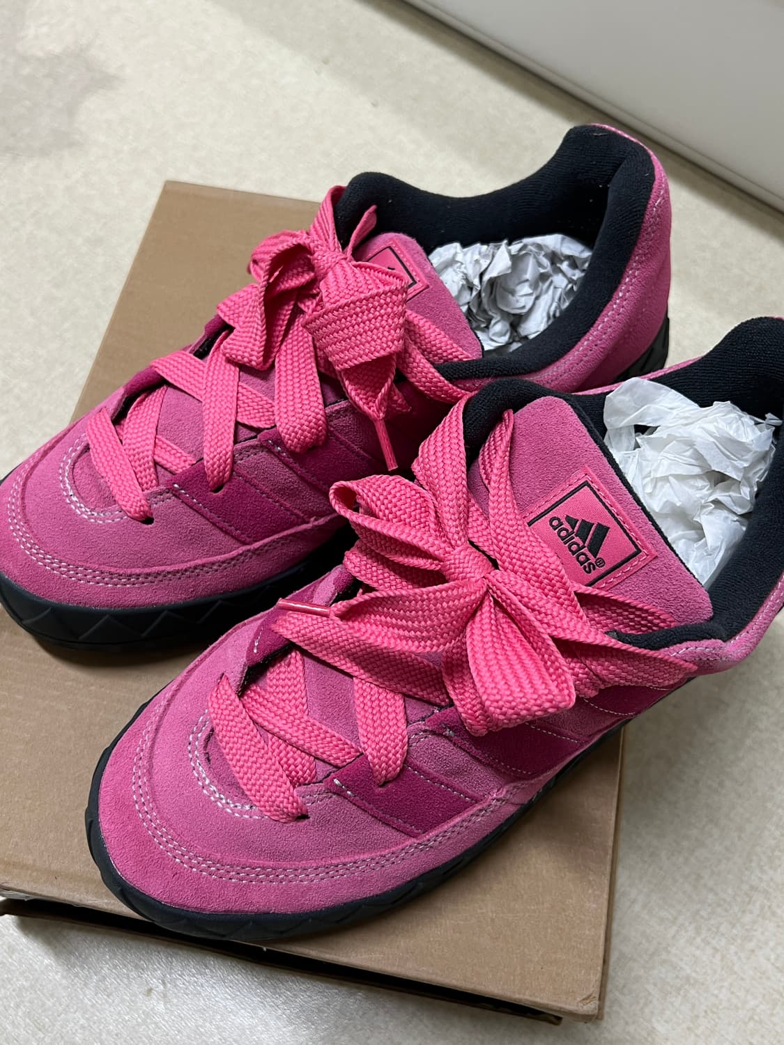 아디다스 핑크 스웨이드 운동화 270 상품이미지1