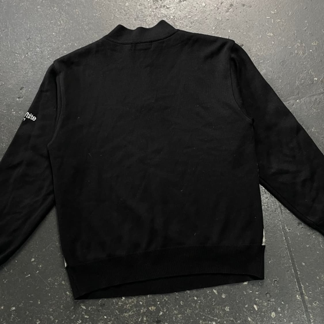 100 블랙앤화이트 방풍니트 상품이미지5