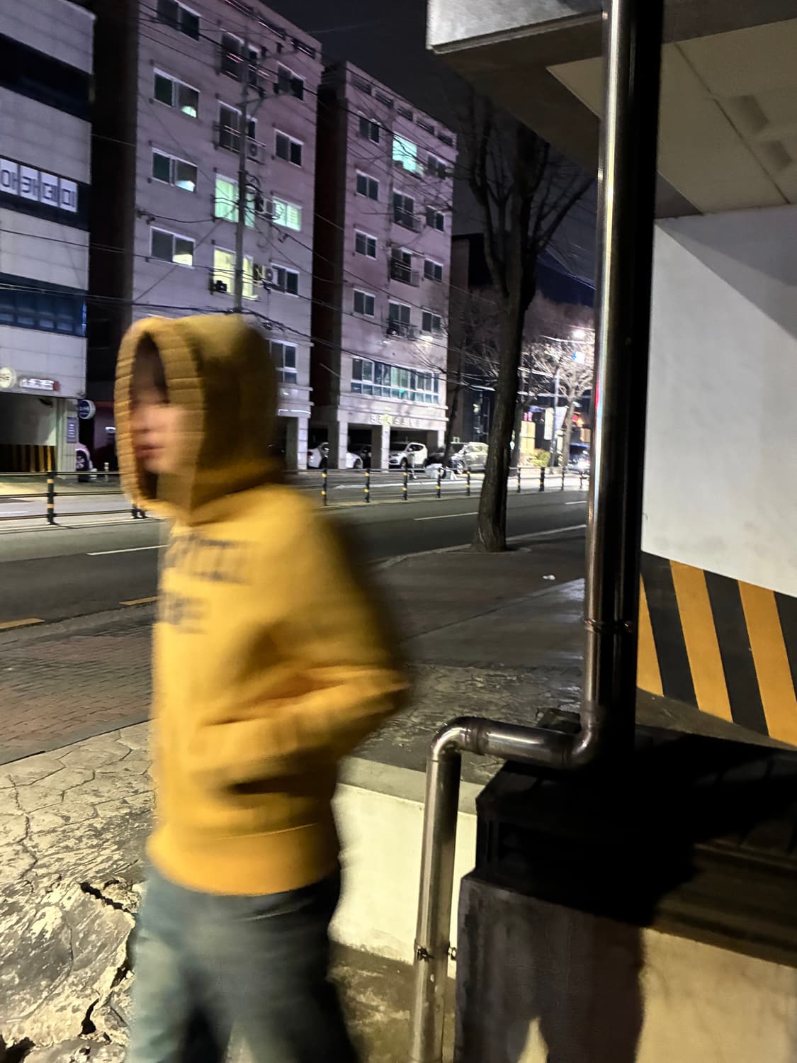 Abercrombie yellow hoodie S 상품이미지2