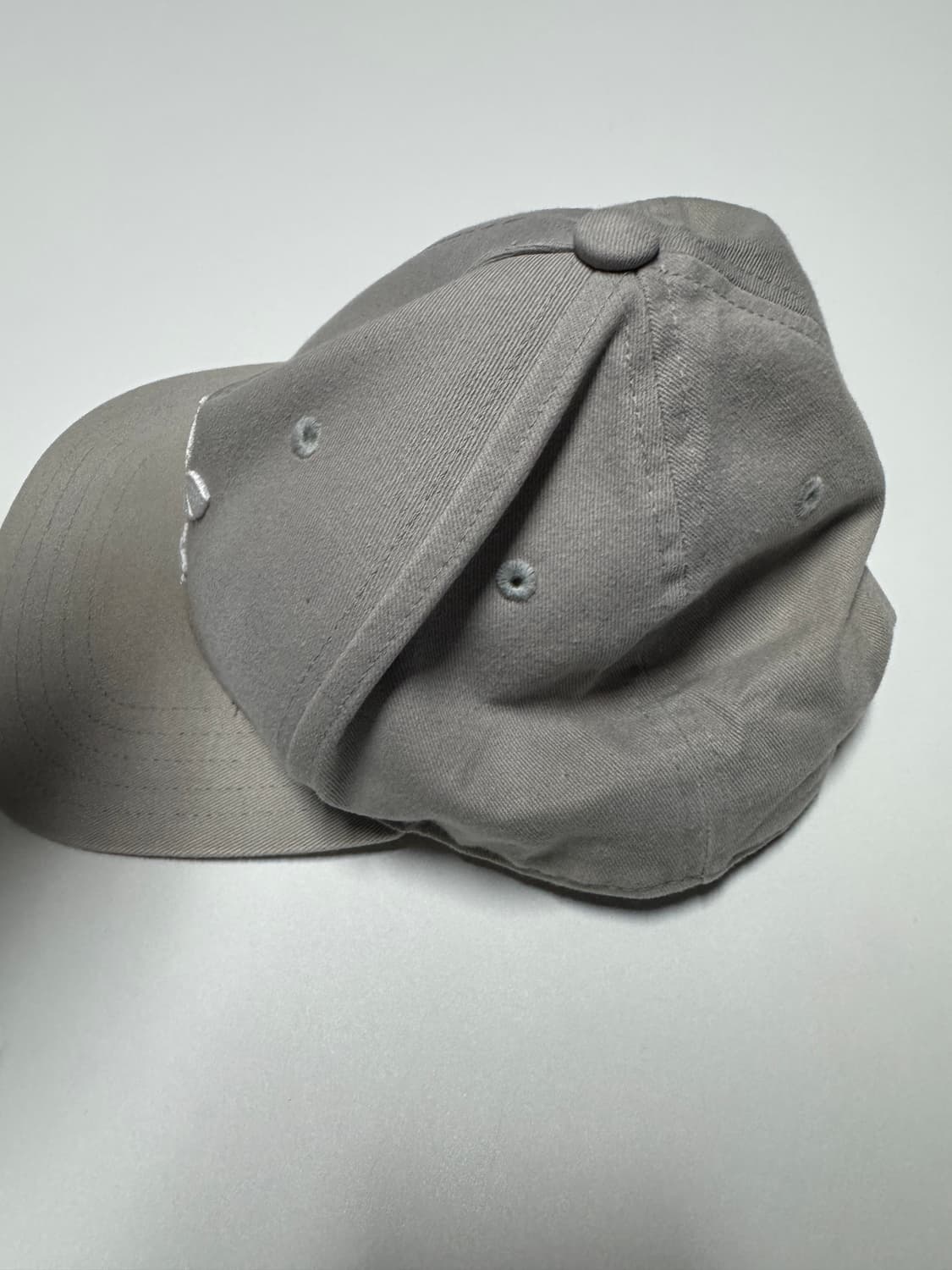 아디다스 오리지널 클래식 볼캡 모자 베이지 상품이미지3