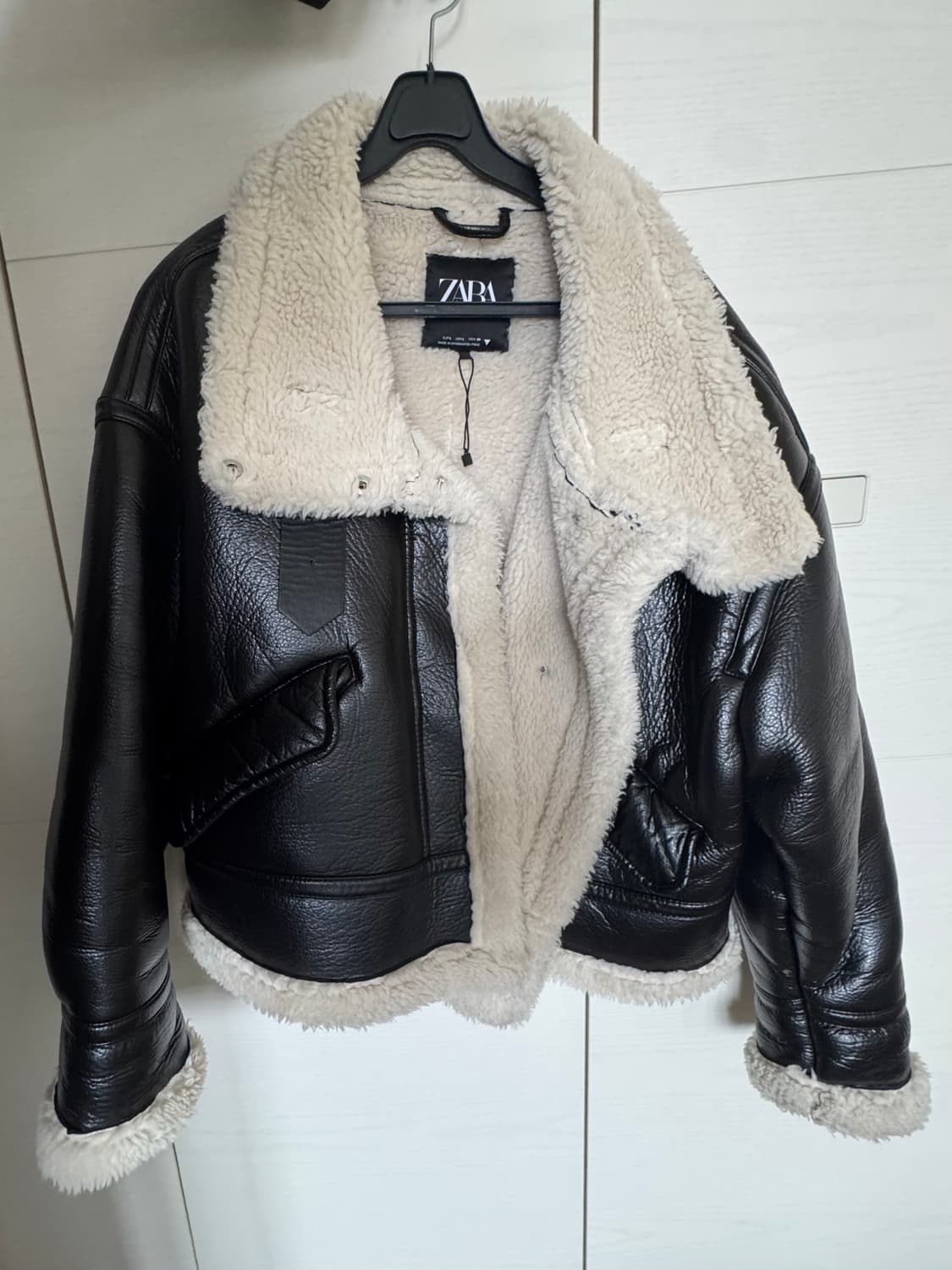 자라 레더 무스탕 상품이미지1