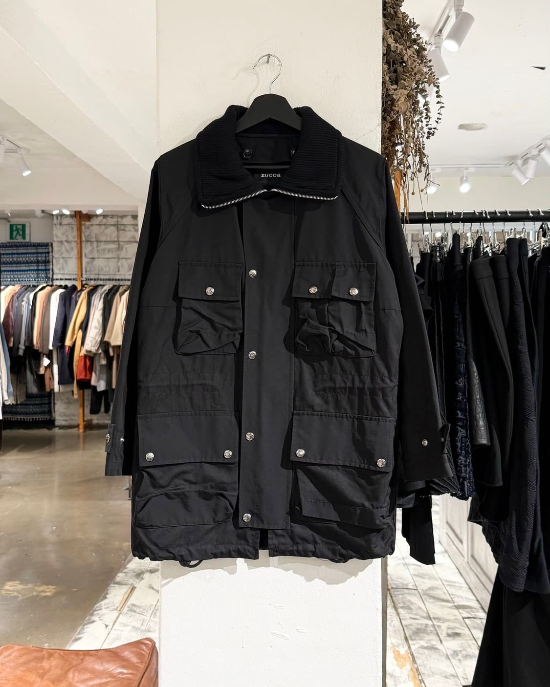 카반드주카 블랙 멀티 포켓 필드 자켓 상품이미지1