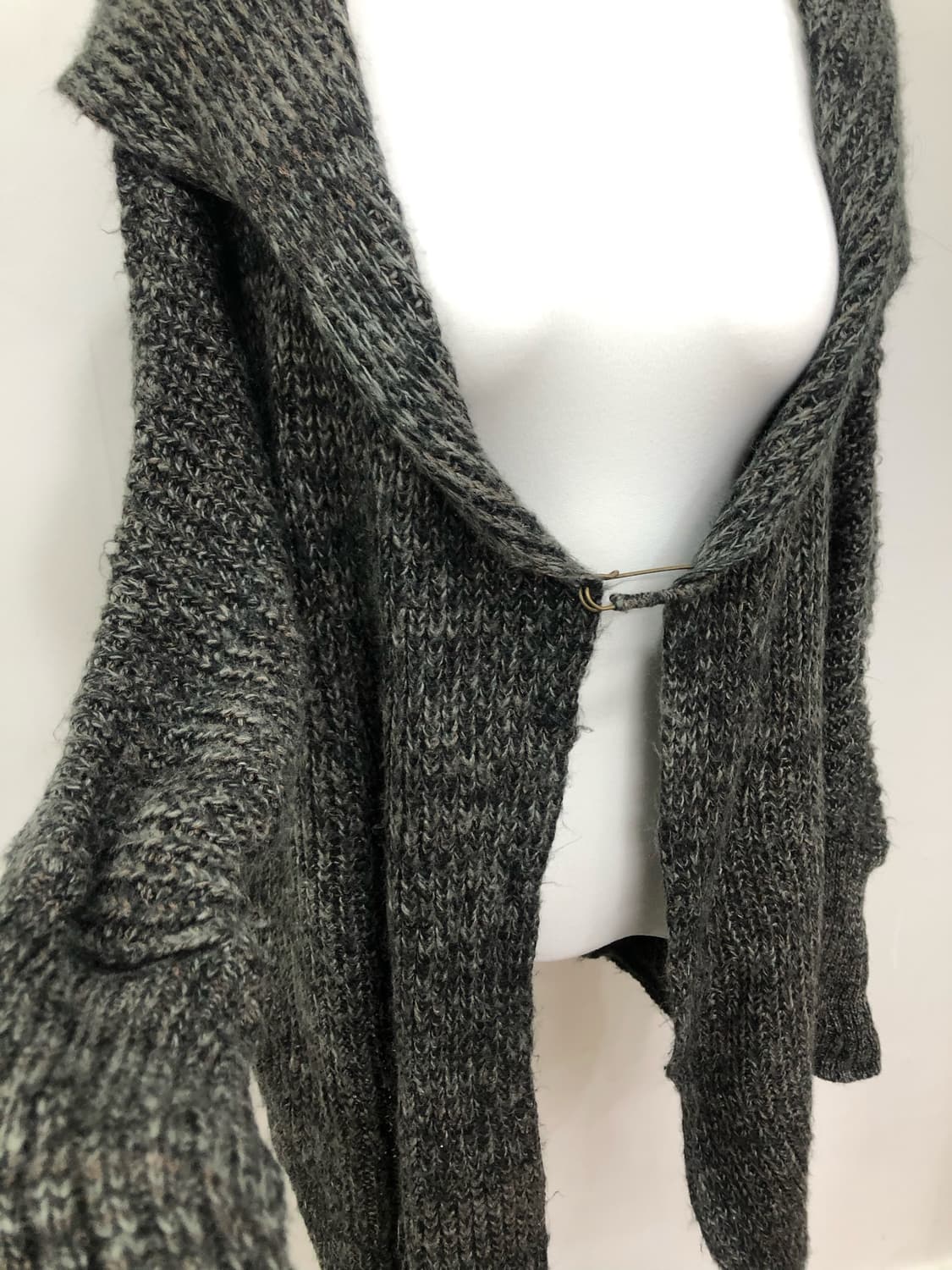 charcoal oversized knit cardigan 상품이미지5