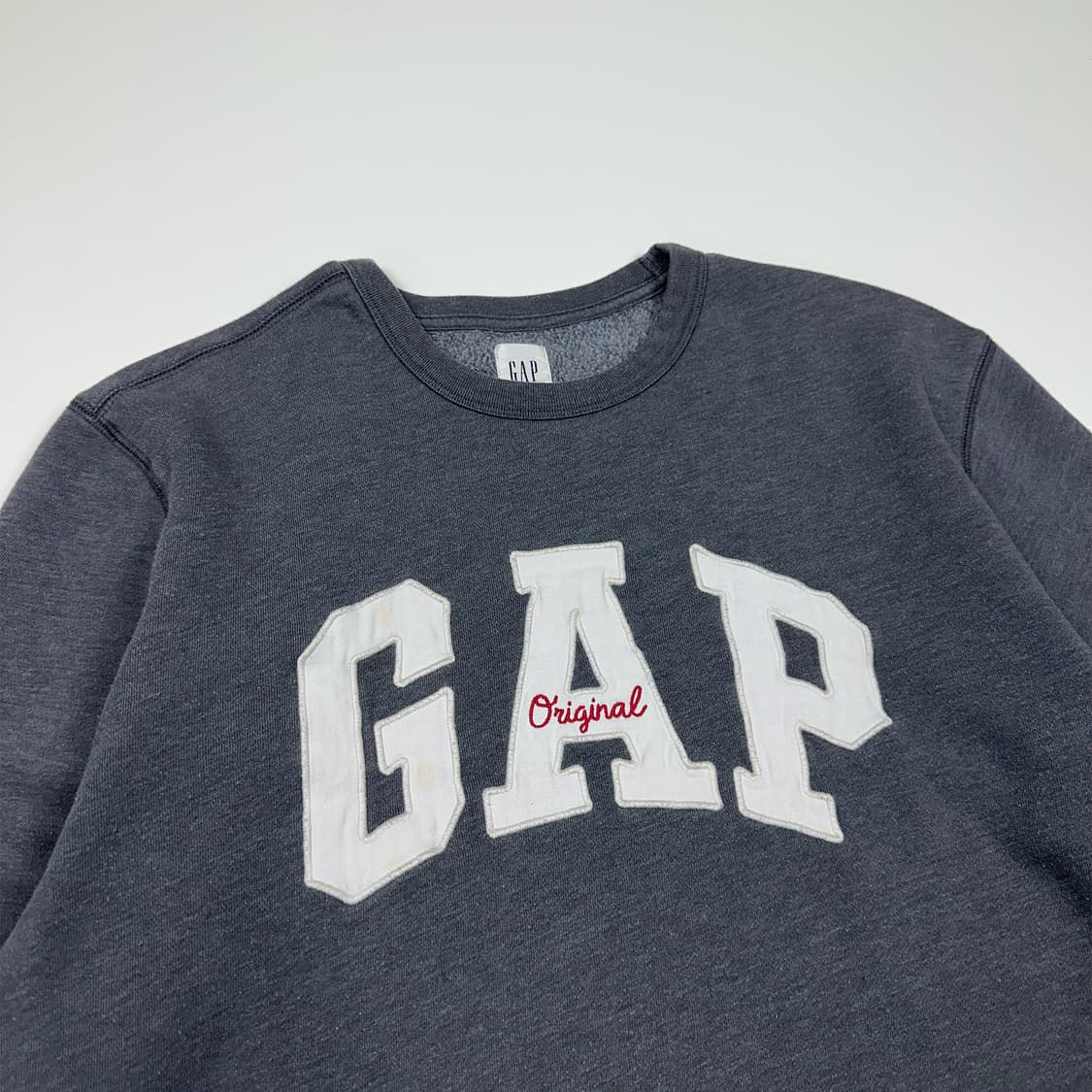 GAP 기모 맨투맨 차콜 상품이미지3