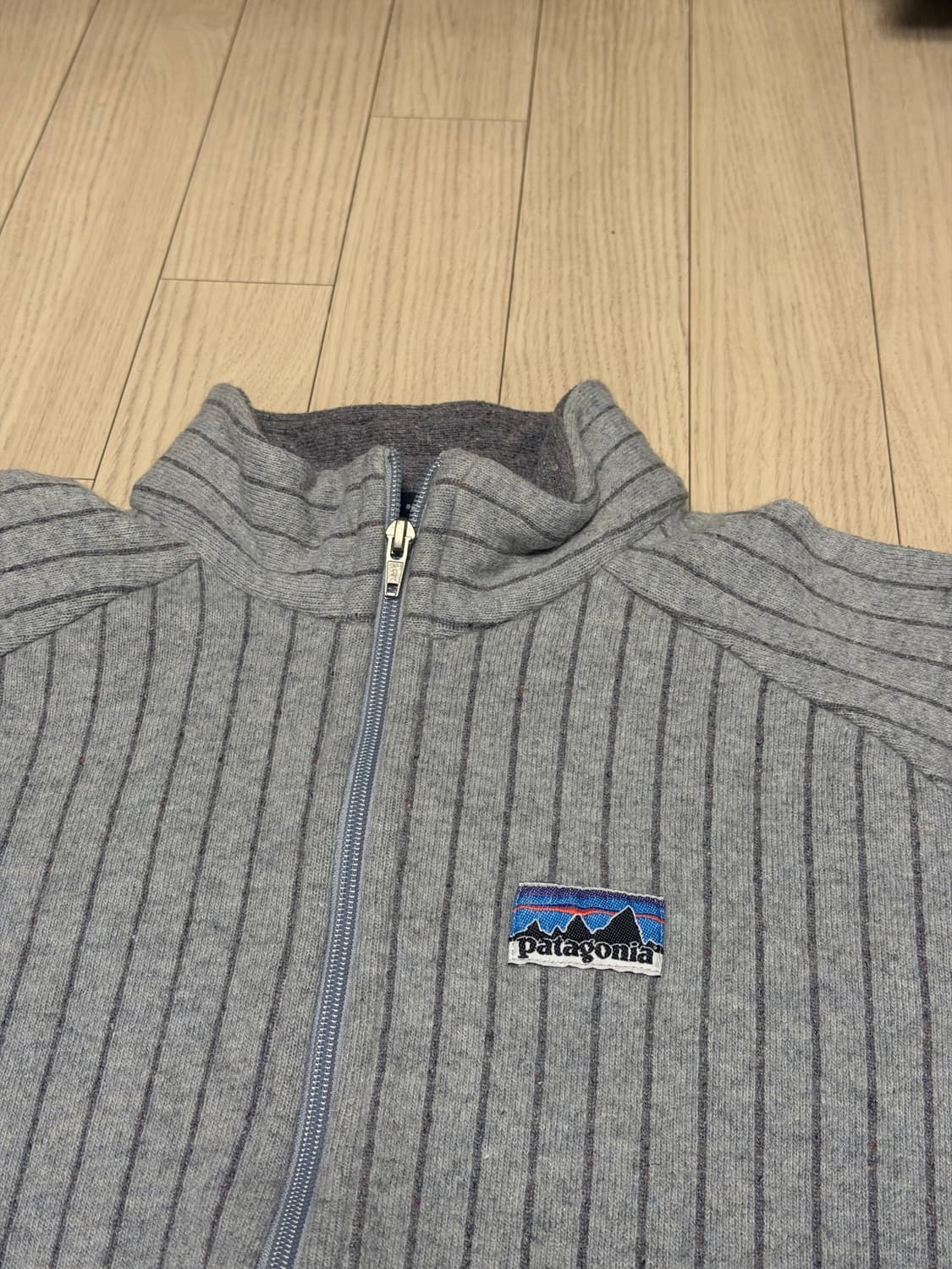 파타고니아 스트라이프 집업 상품이미지2