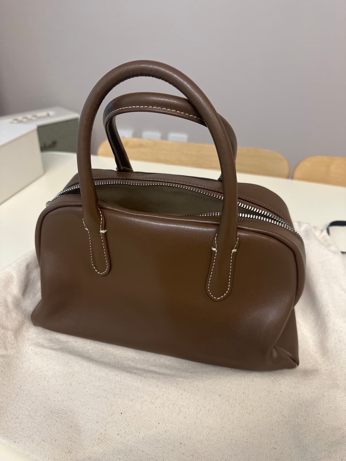 낫띵리튼 호보백 상품이미지2