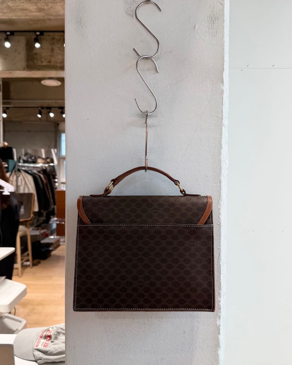 셀린느 브라운 마카담 탑 핸들백  상품이미지5