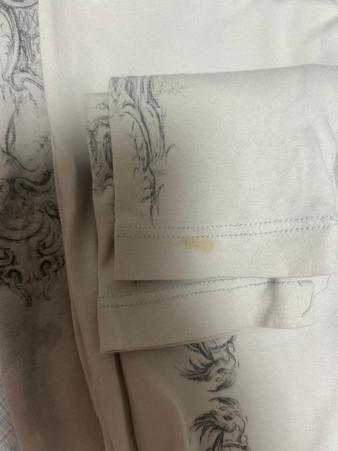 허그유어스킨 로코코 오너먼트 티 그레이 상품이미지2