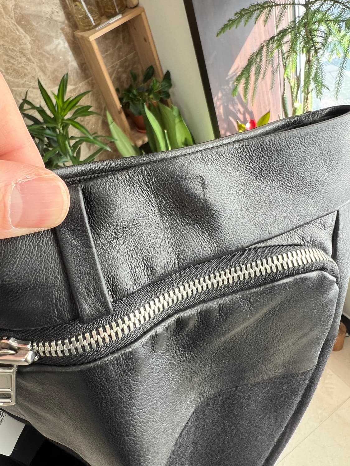 준지 16FW 리얼양가죽 배색 지퍼 디테일 팬츠 (블랙) 46사이즈 상품이미지10