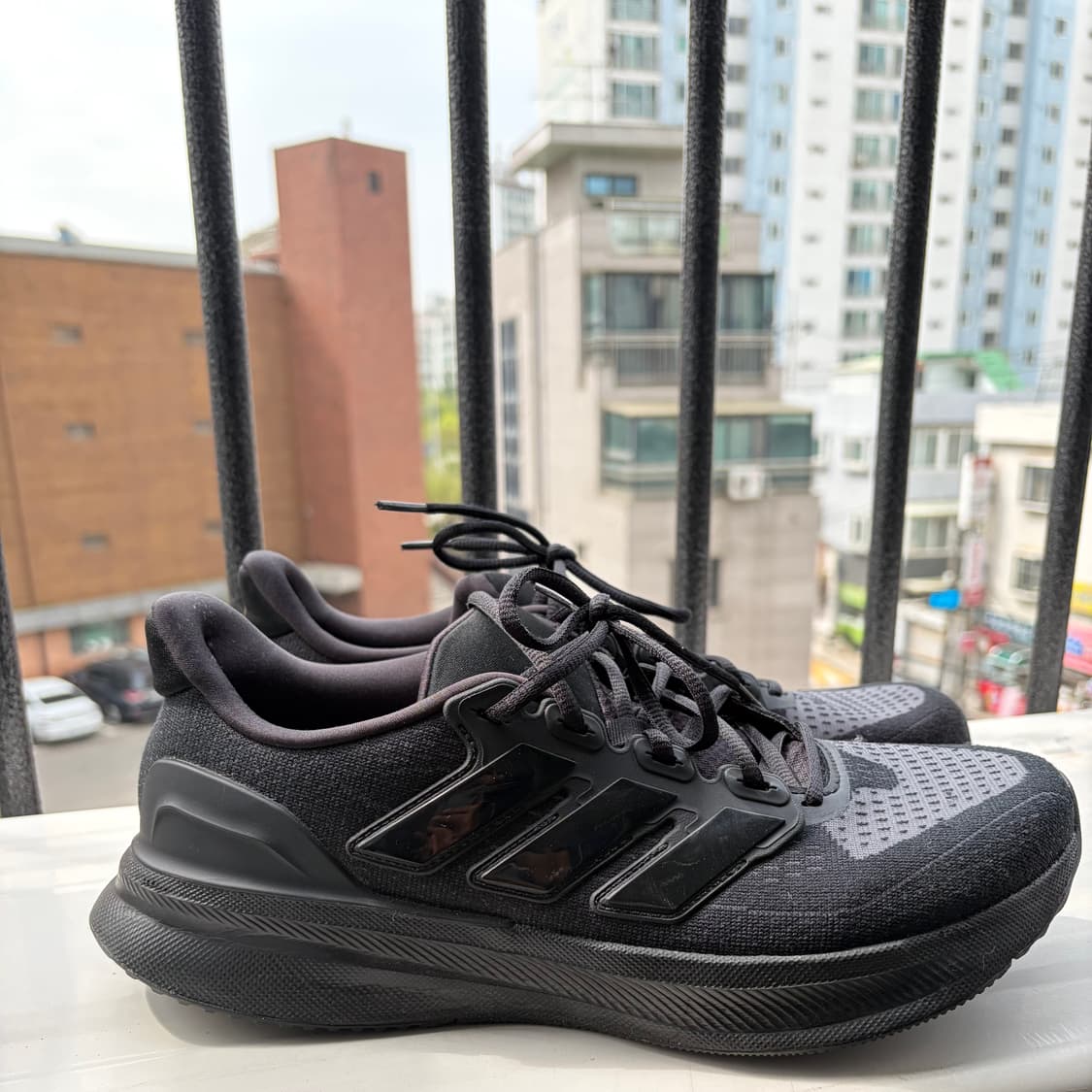 아디다스 울트라런 블랙 275mm 상품이미지1