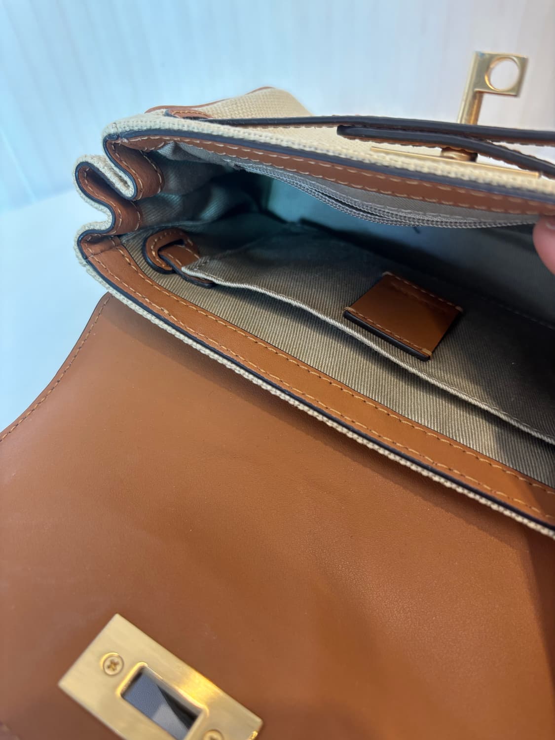 정품 쿠론 스테파니 클래식 투웨이백     상품이미지10
