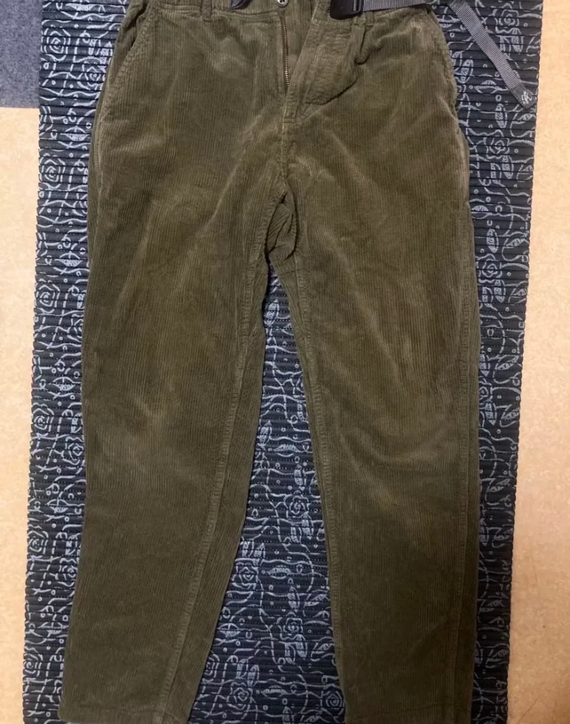 Gramicci 카키 코듀로이 팬츠 상품이미지1