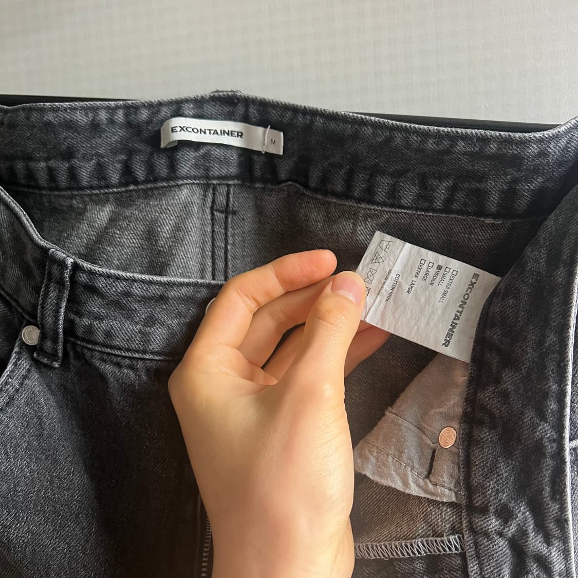 엑스컨테이너 스트레이트 데님 블랙 상품이미지9