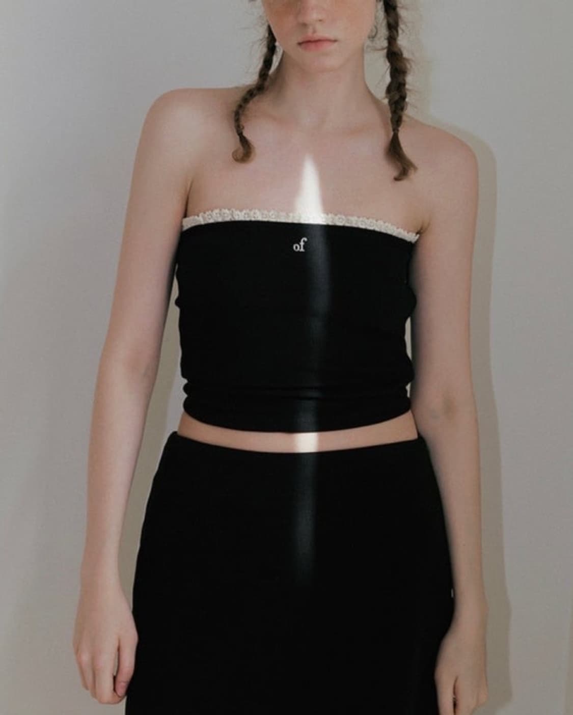 오버듀플레어 레이스 튜브탑 상품이미지1