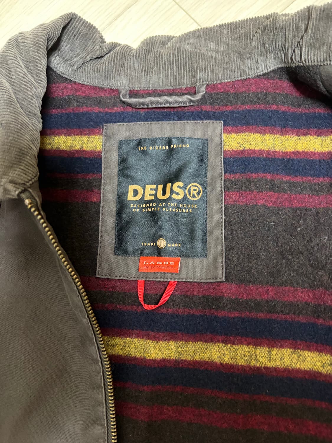 데우스엑스마키나 자켓 상품이미지3