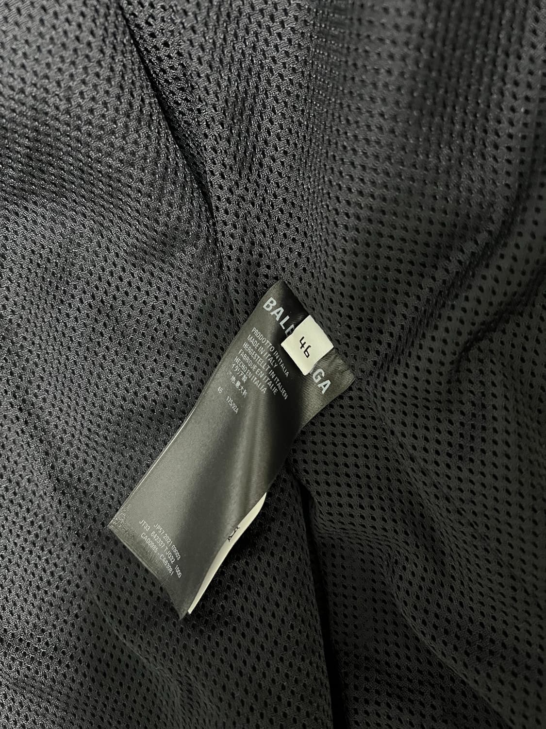 발렌시아가 후리스 검정 상품이미지5