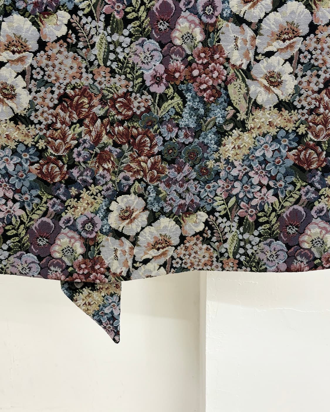 슈슈통 플라워 자카드 미디 스커트 상품이미지6