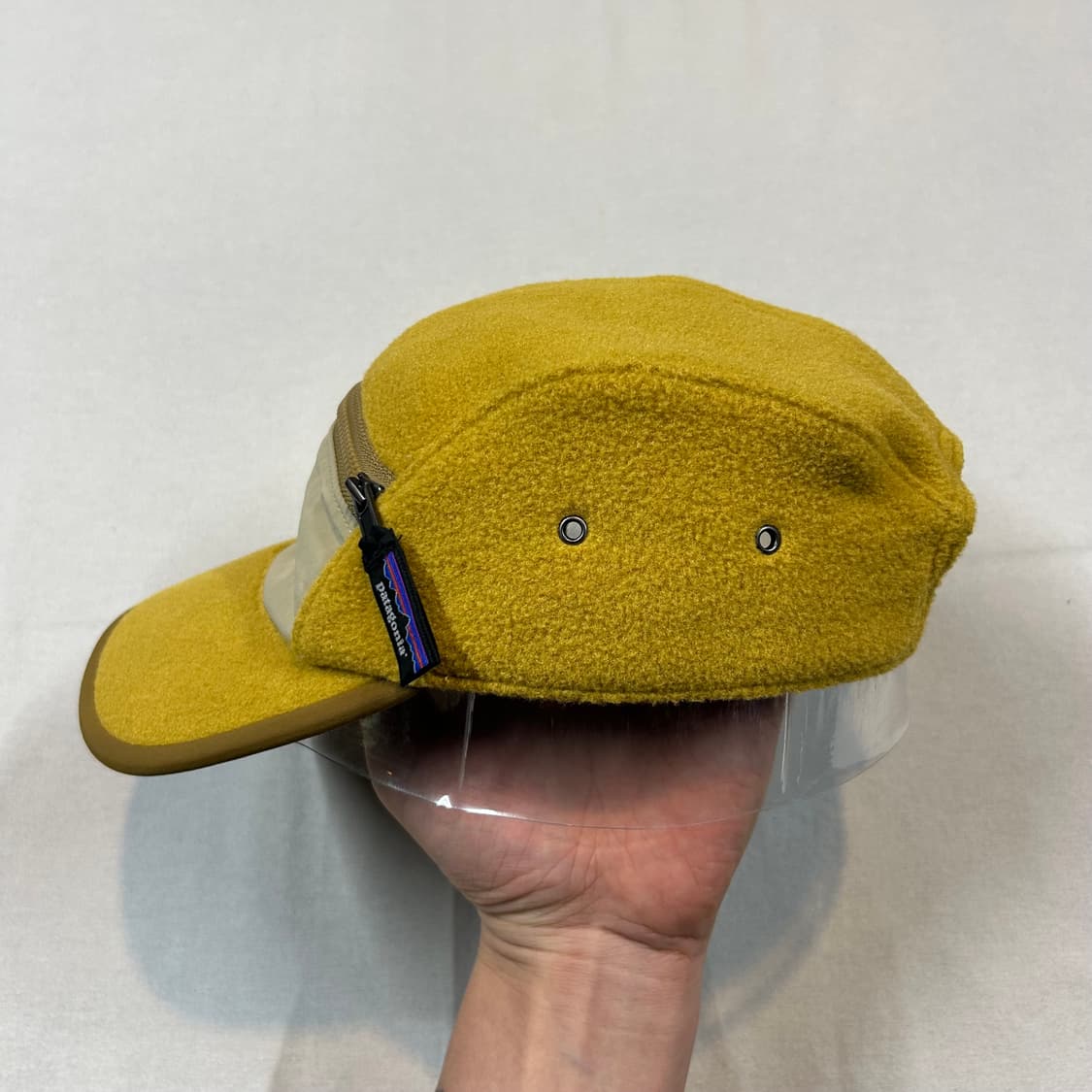 파타고니아 옐로우 플리스 캠프캡 모자 지퍼포켓 상품이미지4