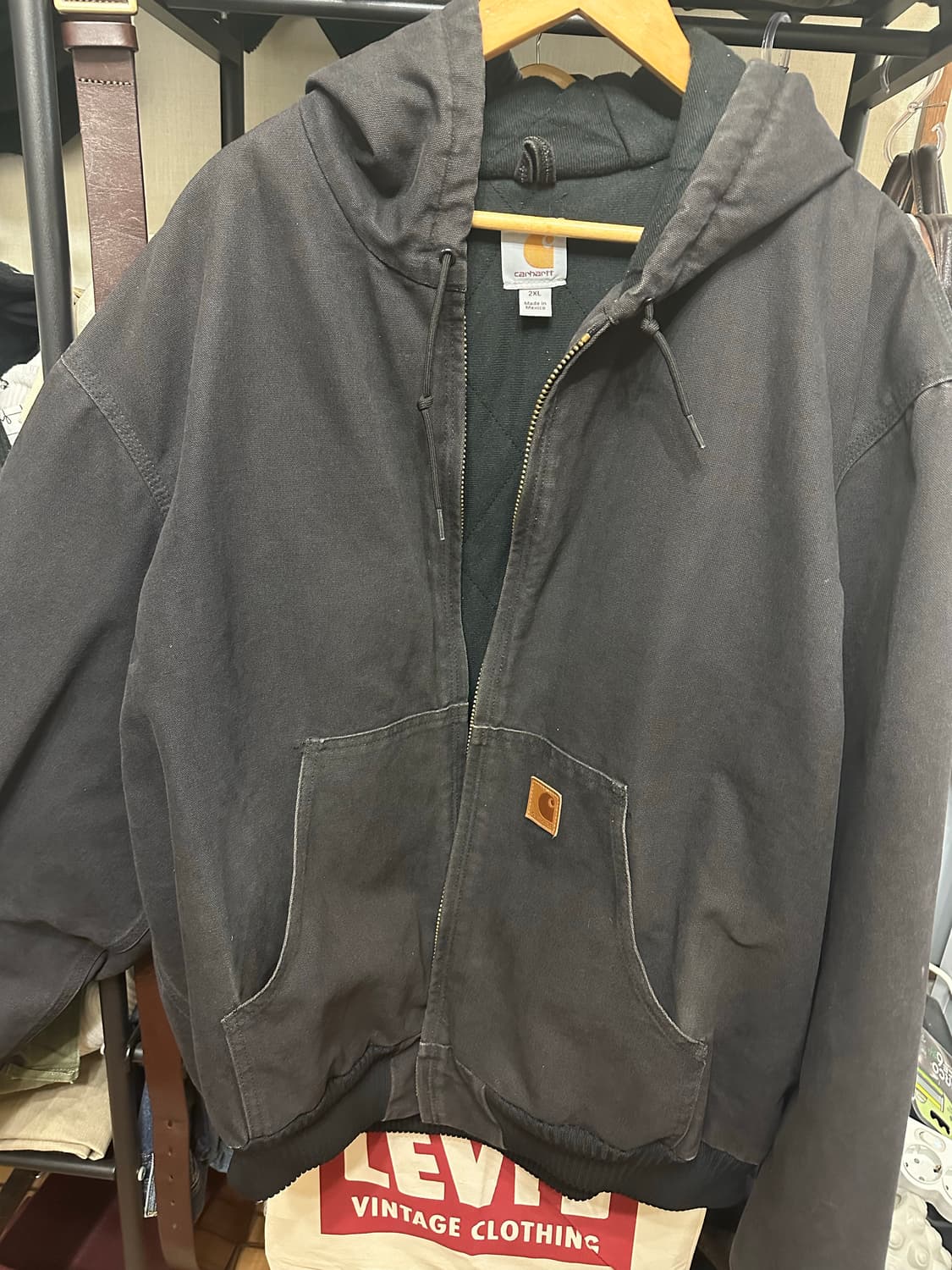 [2xl] 칼하트 j130 샌드스톤 BLK 상품이미지1