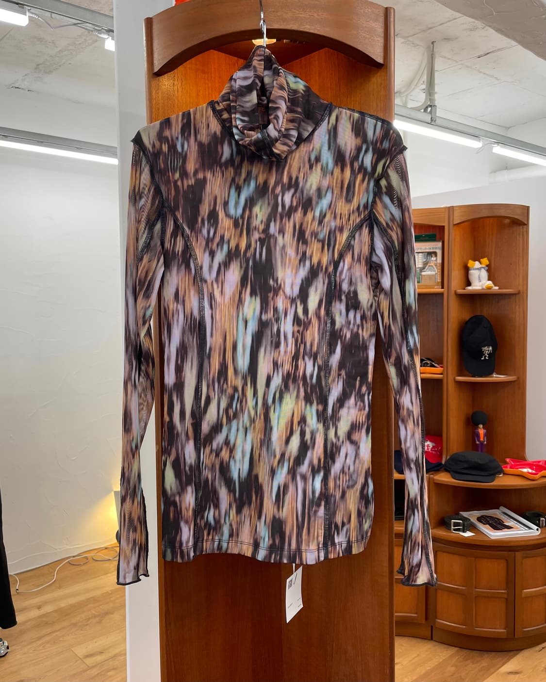 폴스미스 풀프린팅 시어 탑 티셔츠 상품이미지3