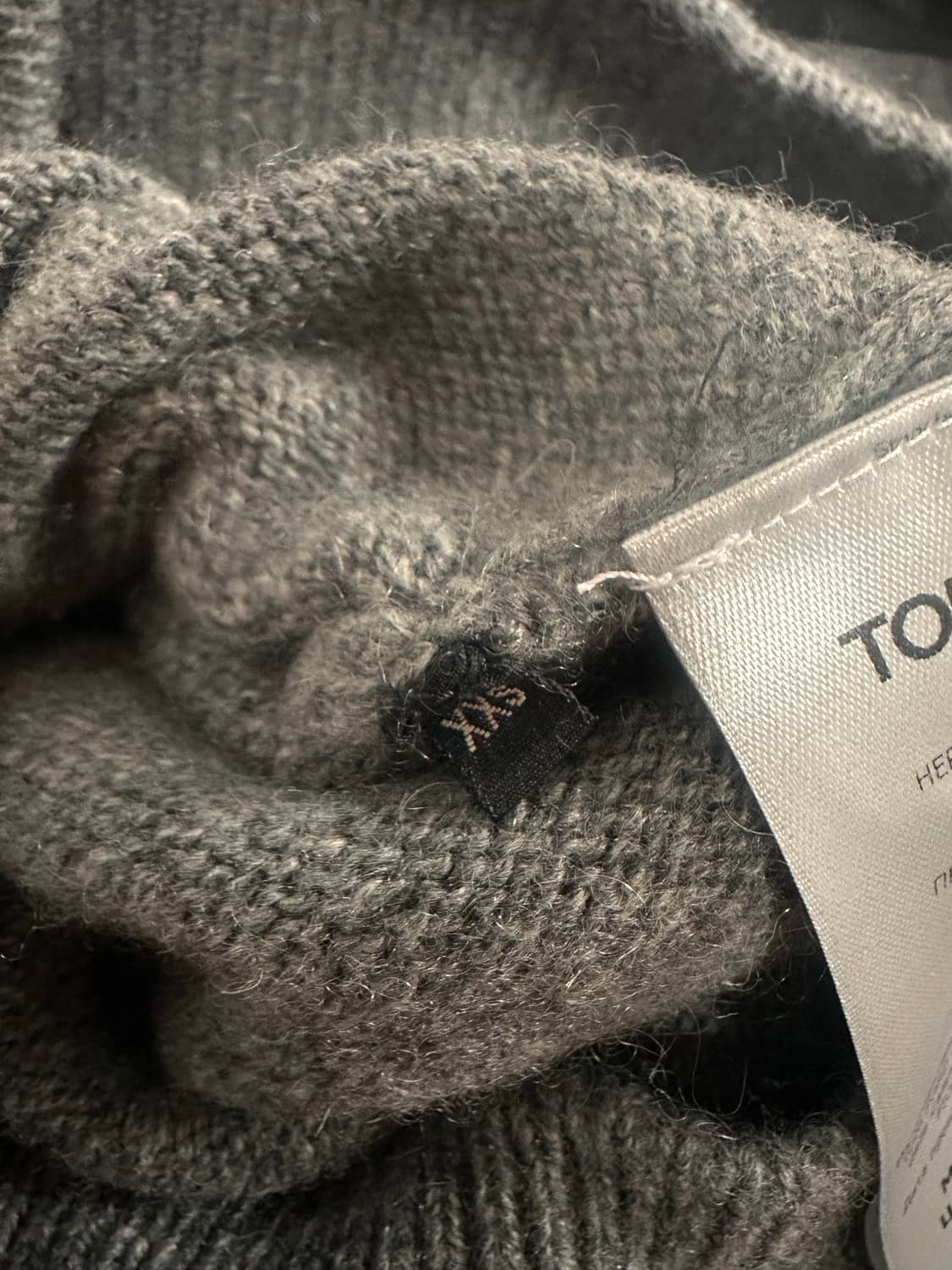 (2XS)톰포드 캐시미어100% 오프숄더 니트 상품이미지9