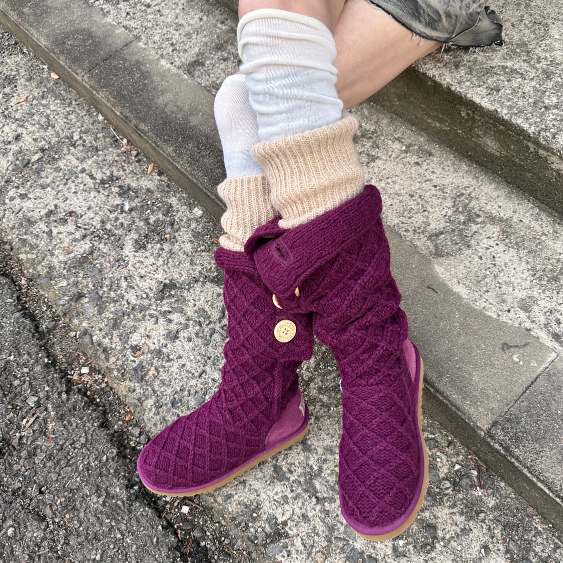 00s 레어 다크 핑크 와플 니트 카디 어그 부츠 상품이미지9