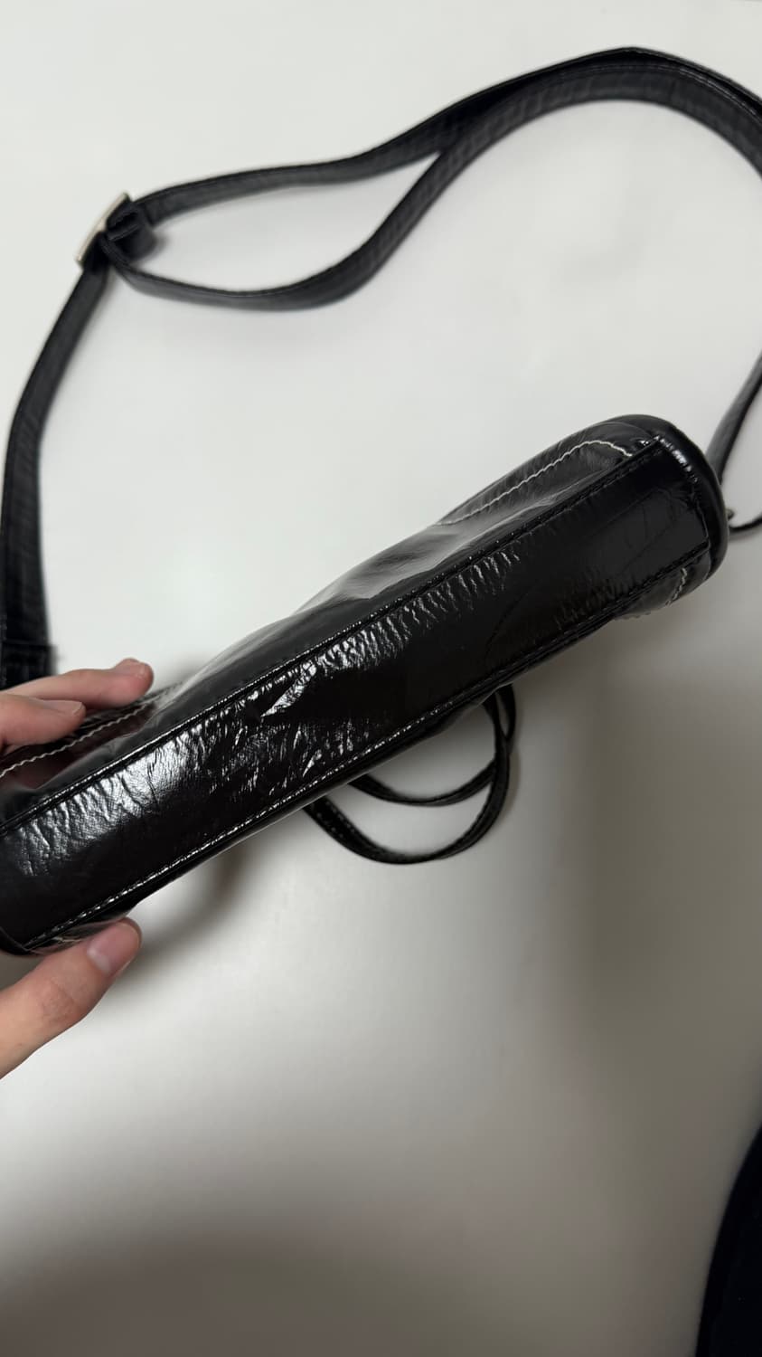 마뗑킴 미니 코팅 토트백 블랙 상품이미지4