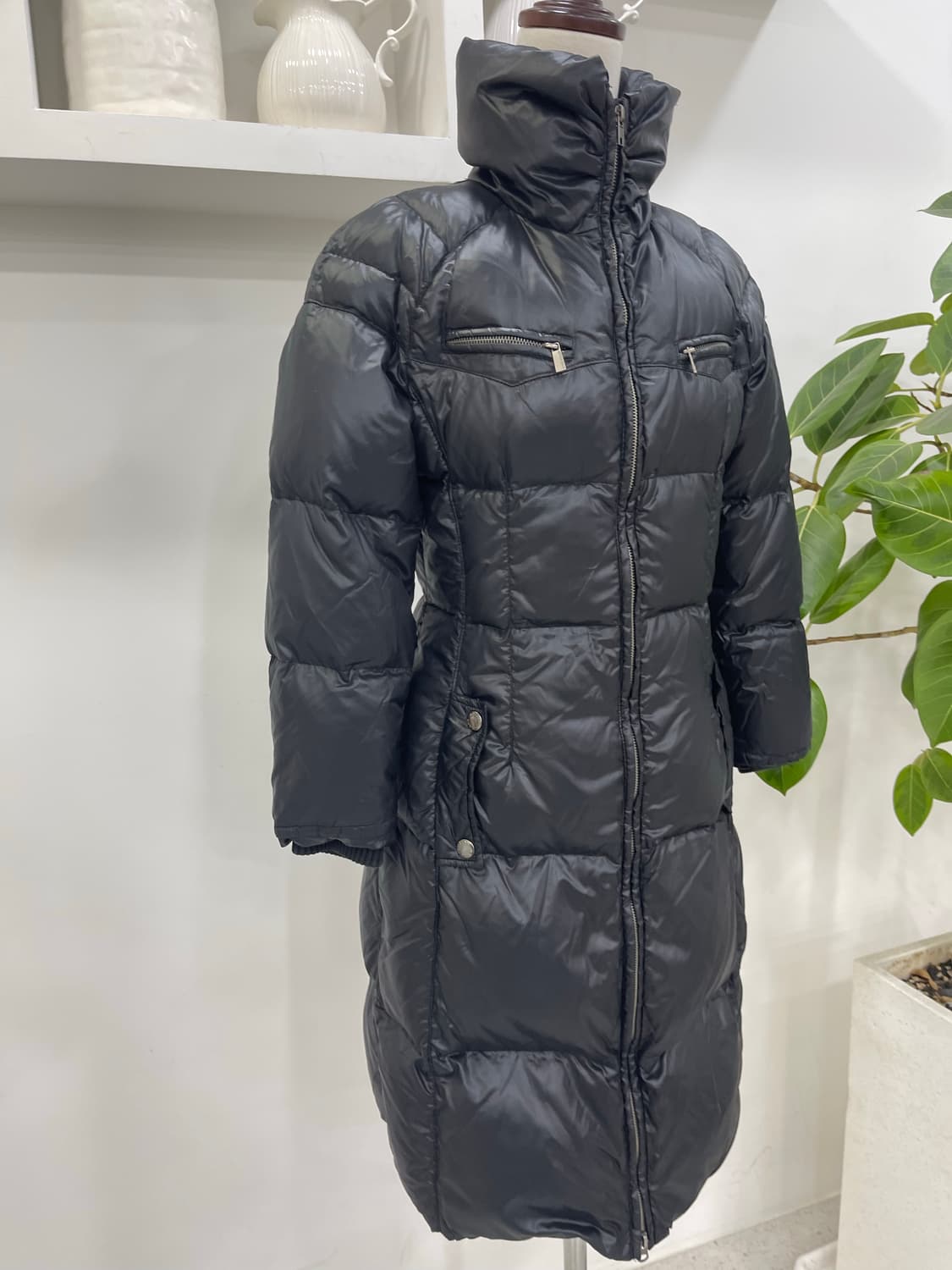 아르마니 진 구스 롱패딩 상품이미지1