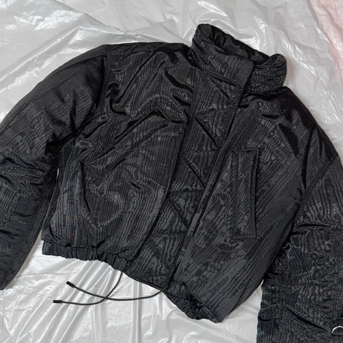 마린세르 모아레 크롭 푸퍼 봄버 재킷 상품이미지3