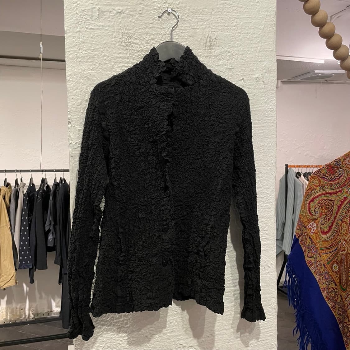 이세이미야케 주름가공 셔츠 상품이미지1