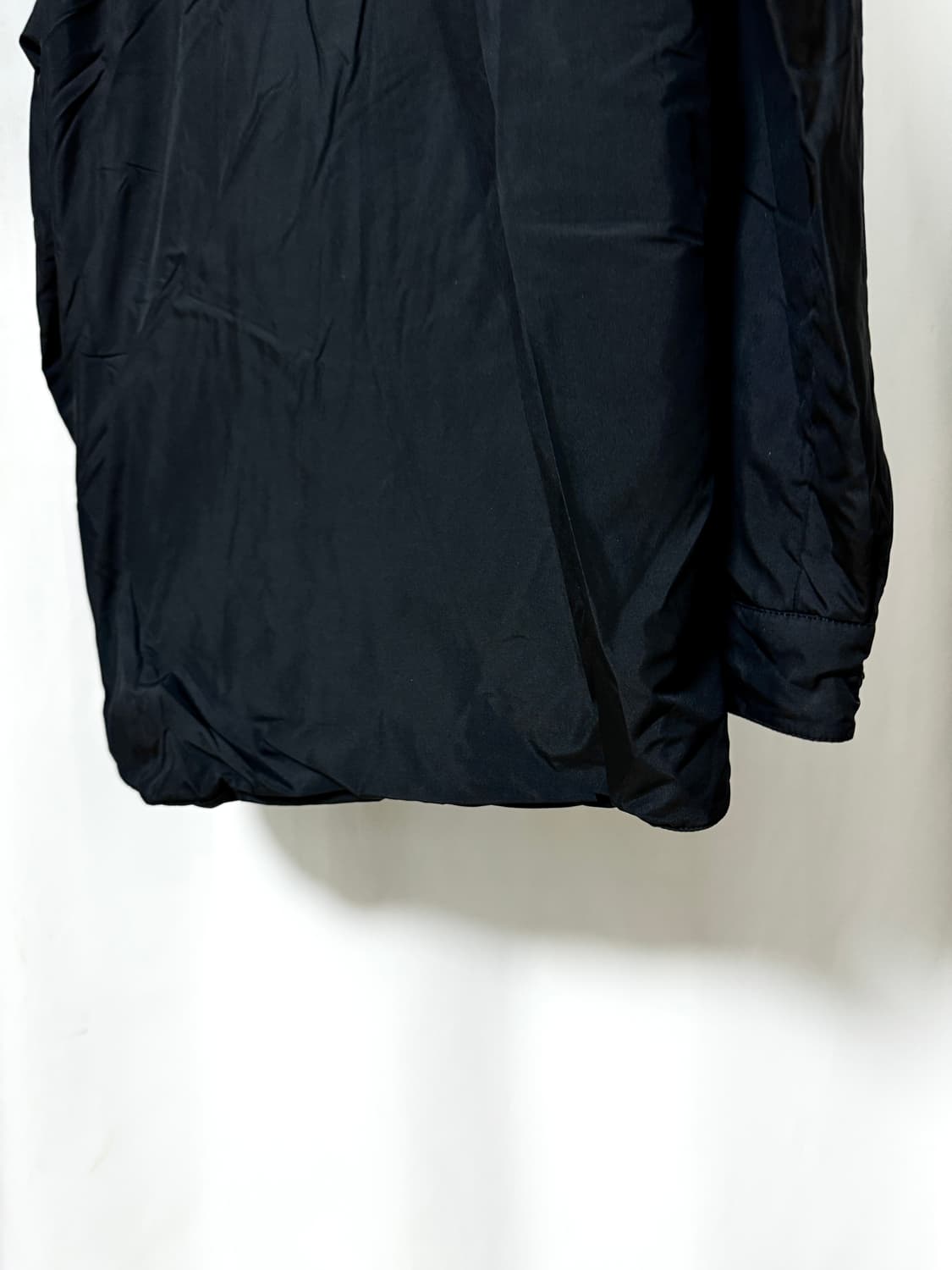 프라다 03Fw 밀리터리 나일론 스냅 패딩 셔츠 상품이미지9