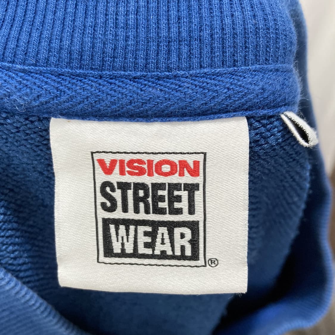 비전스트릿웨어 공용 맨투맨티셔츠 블루 M  상품이미지4