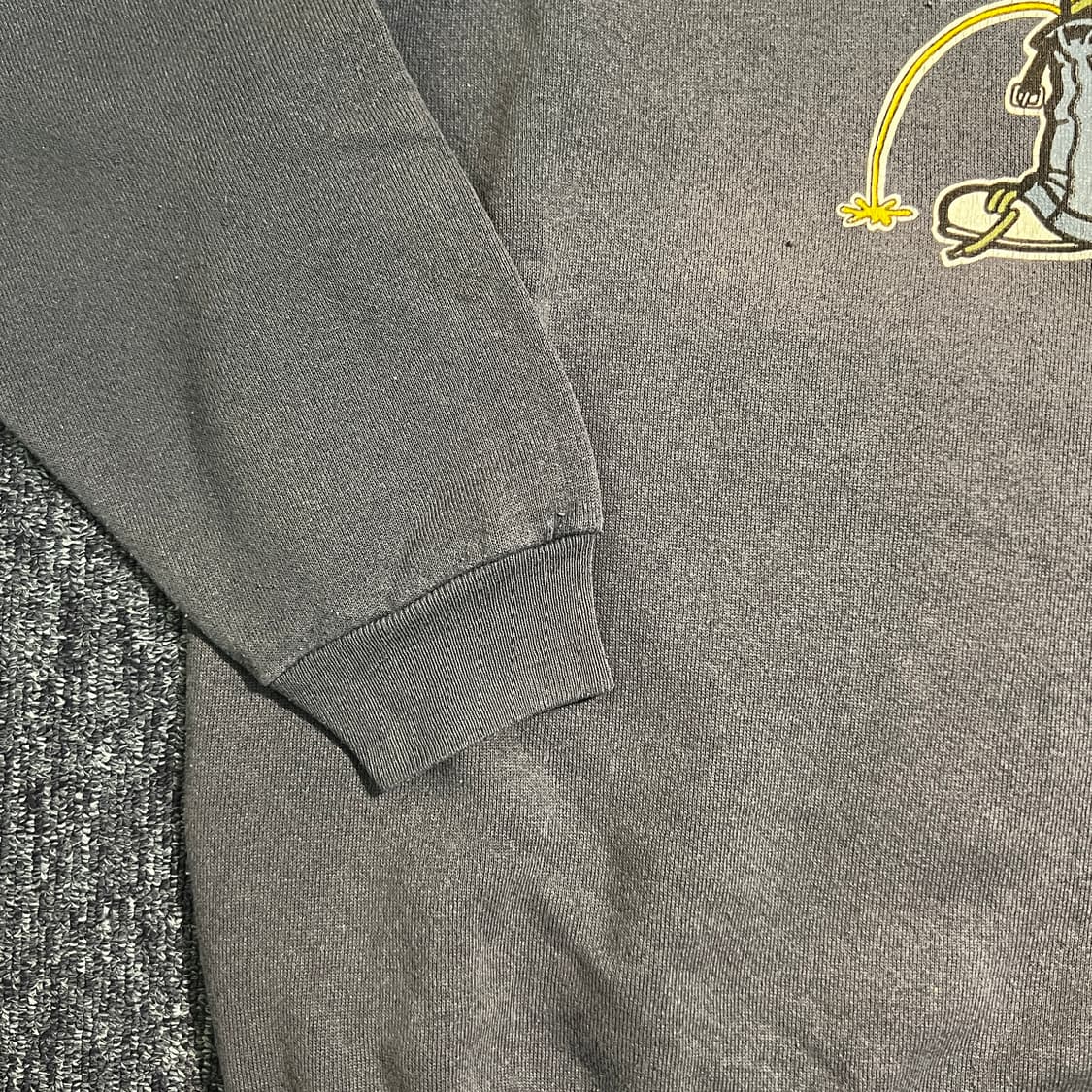 빈티지 90s BLUNT 캐릭터 프린트 스웻셔츠 상품이미지8