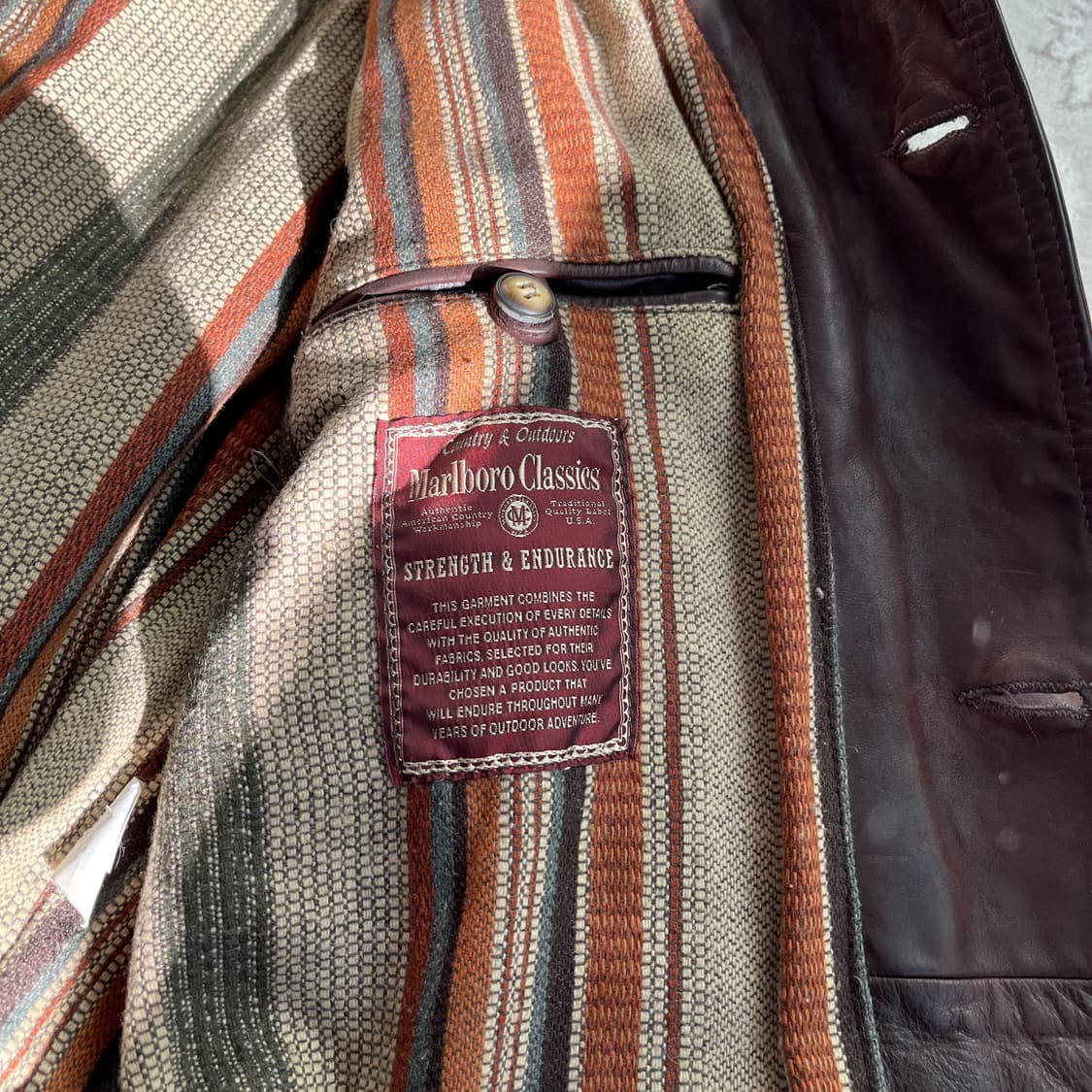 90s 말보로 클래식 이태리 메이드 레더 필드자켓 상품이미지3